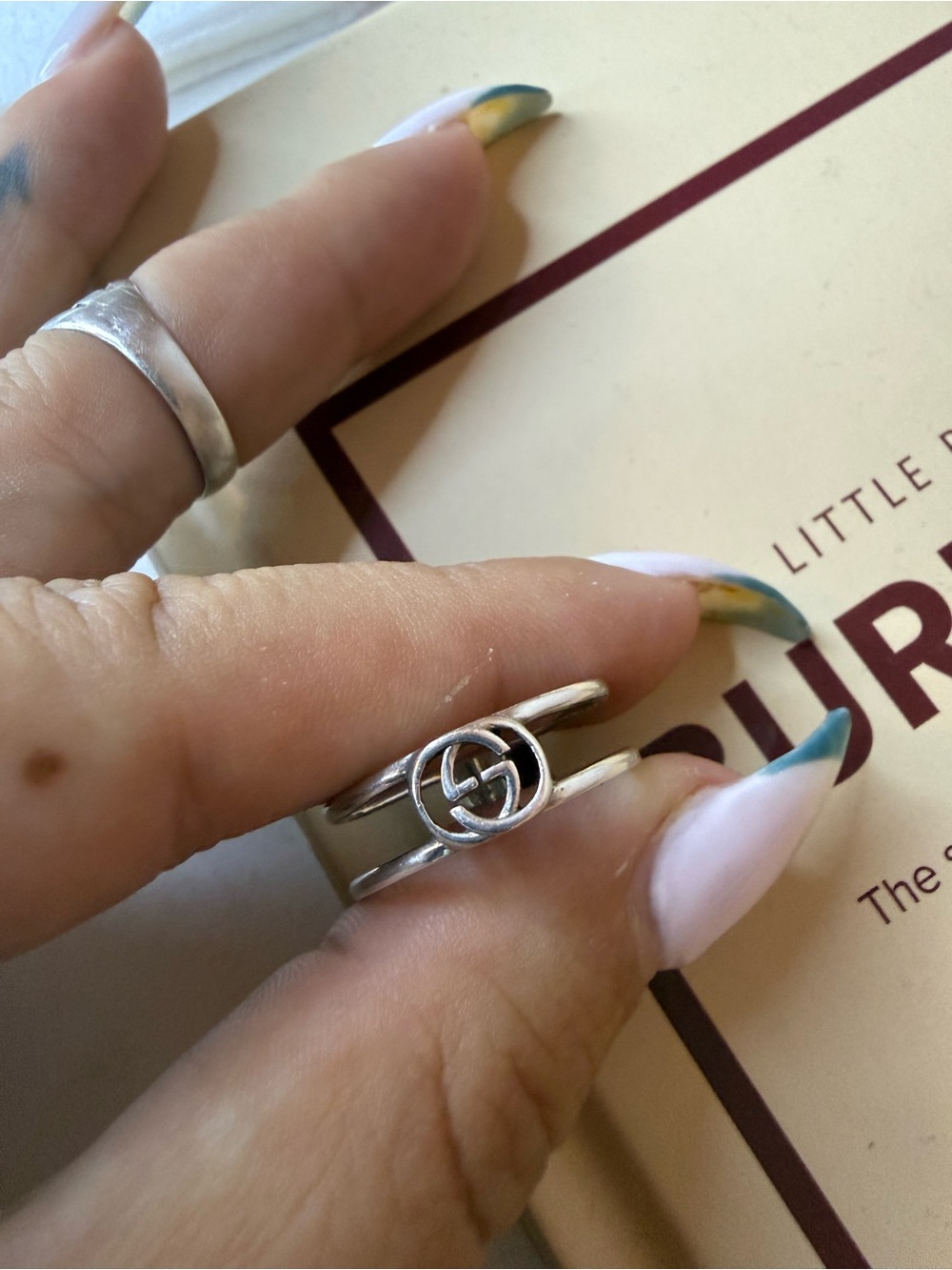 Gucci sterling silver interlocking GG logo ring